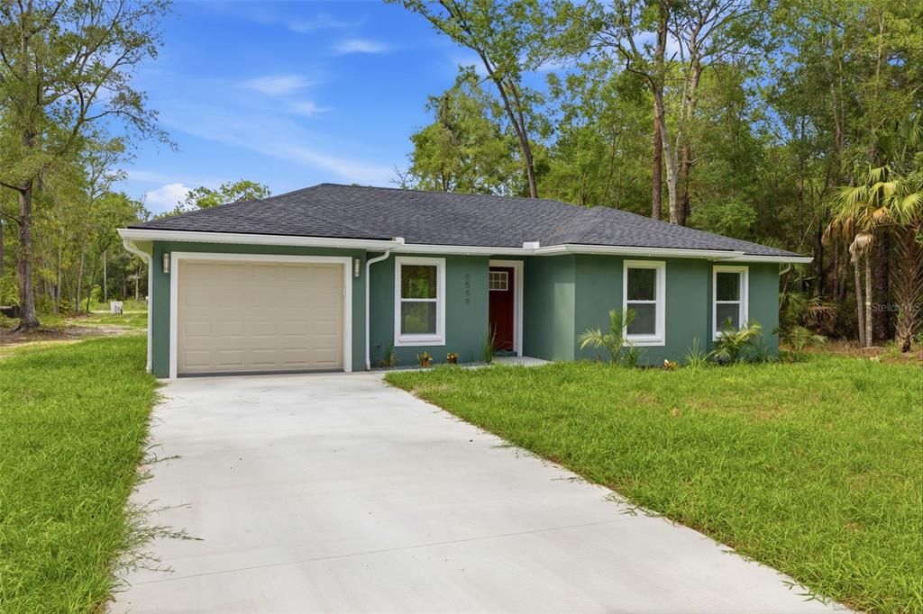 For Sale: $249,900 (3 beds, 2 baths, 1078 Square Feet)