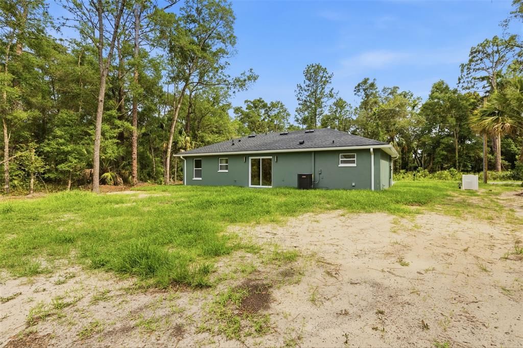 For Sale: $249,900 (3 beds, 2 baths, 1078 Square Feet)