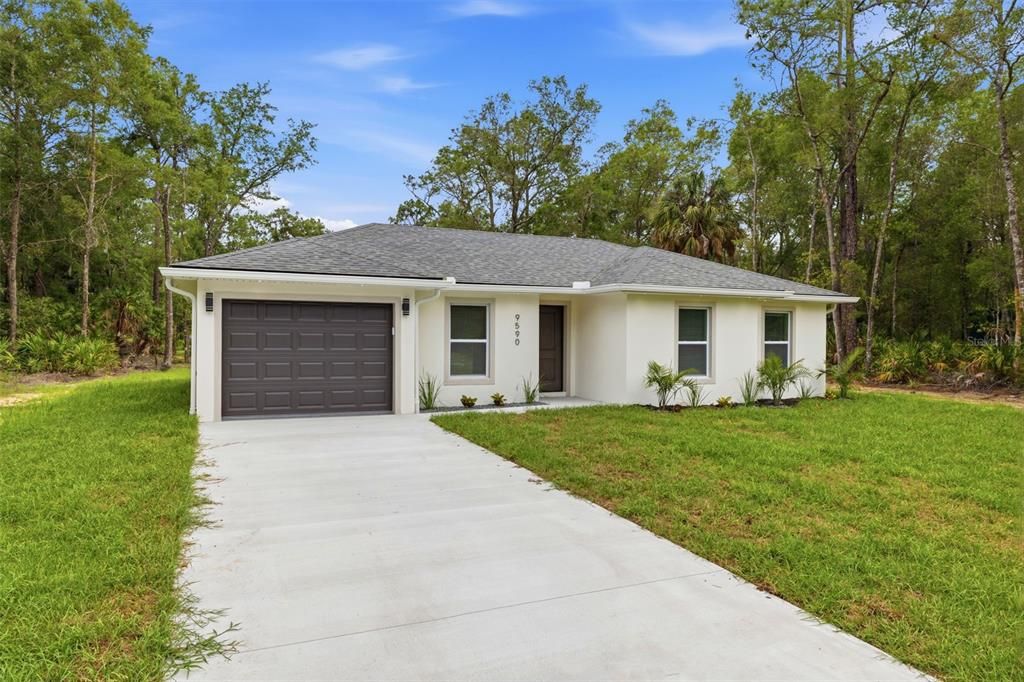 For Sale: $249,900 (3 beds, 2 baths, 1078 Square Feet)