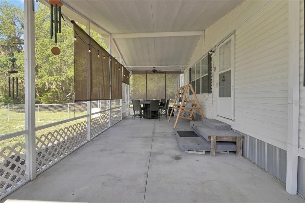 En Venta: $435,000 (4 camas, 2 baños, 2204 Pies cuadrados)