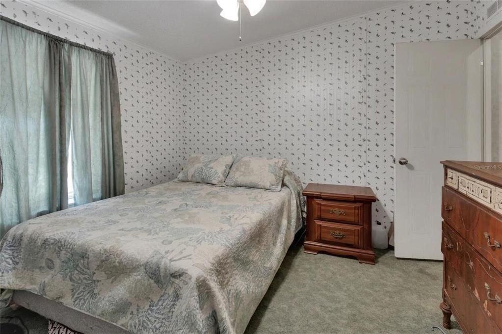 En Venta: $435,000 (4 camas, 2 baños, 2204 Pies cuadrados)