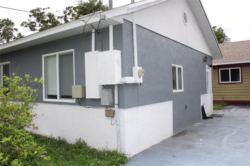 For Sale: $650,000 (4 beds, 3 baths, 1784 Square Feet)
