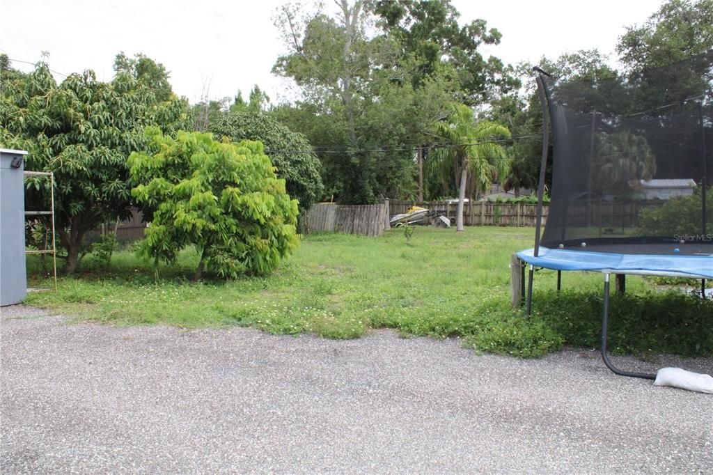 For Sale: $650,000 (4 beds, 3 baths, 1784 Square Feet)
