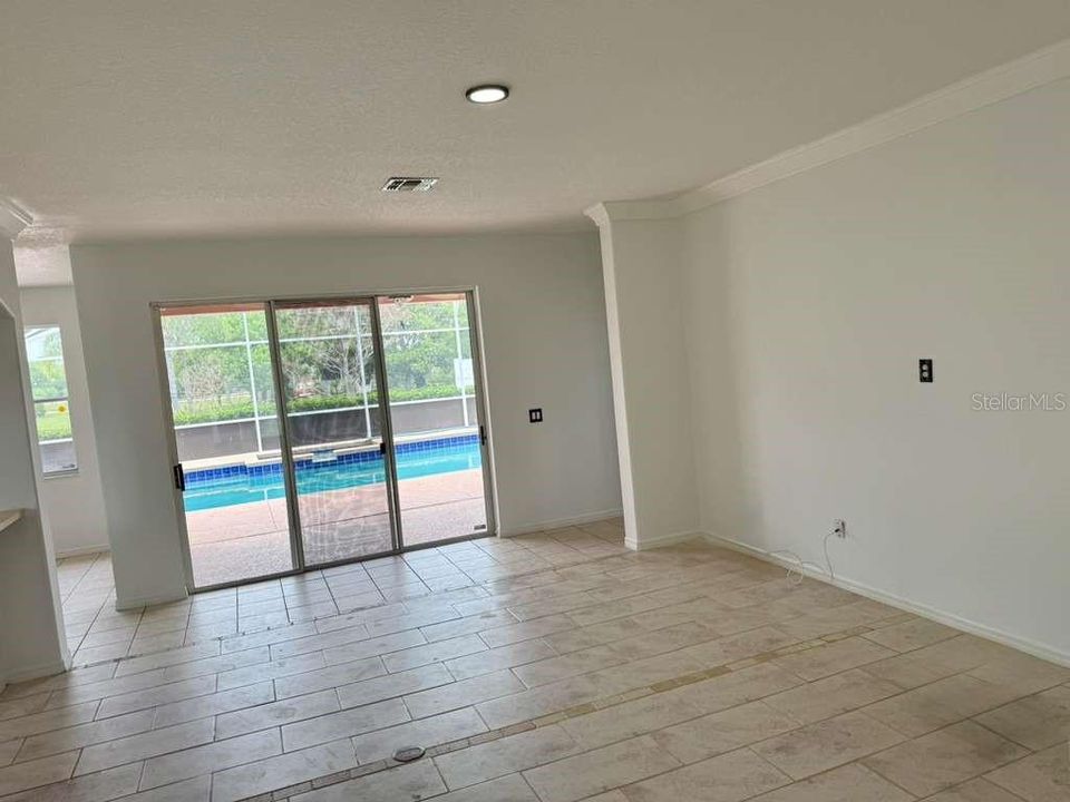For Rent: $3,800 (5 beds, 4 baths, 3418 Square Feet)