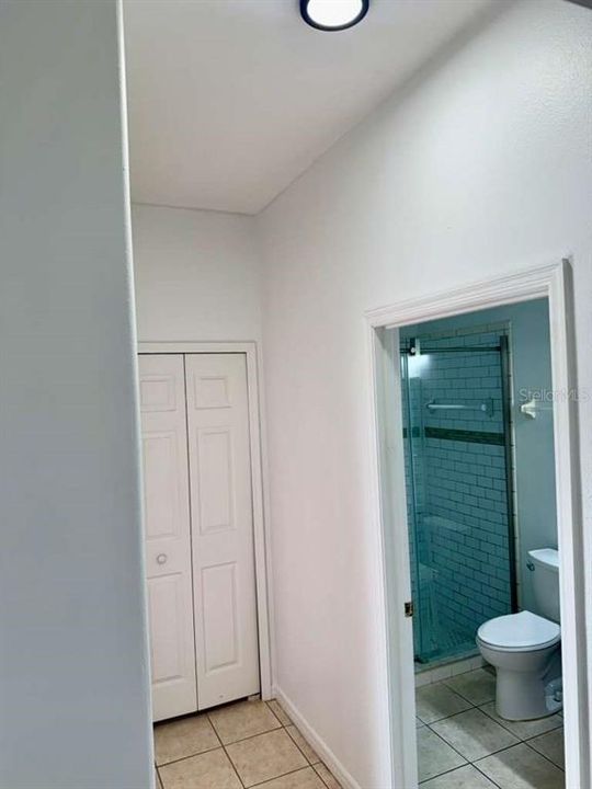 For Rent: $3,800 (5 beds, 4 baths, 3418 Square Feet)
