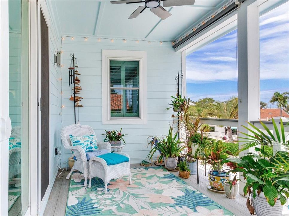 En Venta: $1,350,000 (3 camas, 2 baños, 2070 Pies cuadrados)