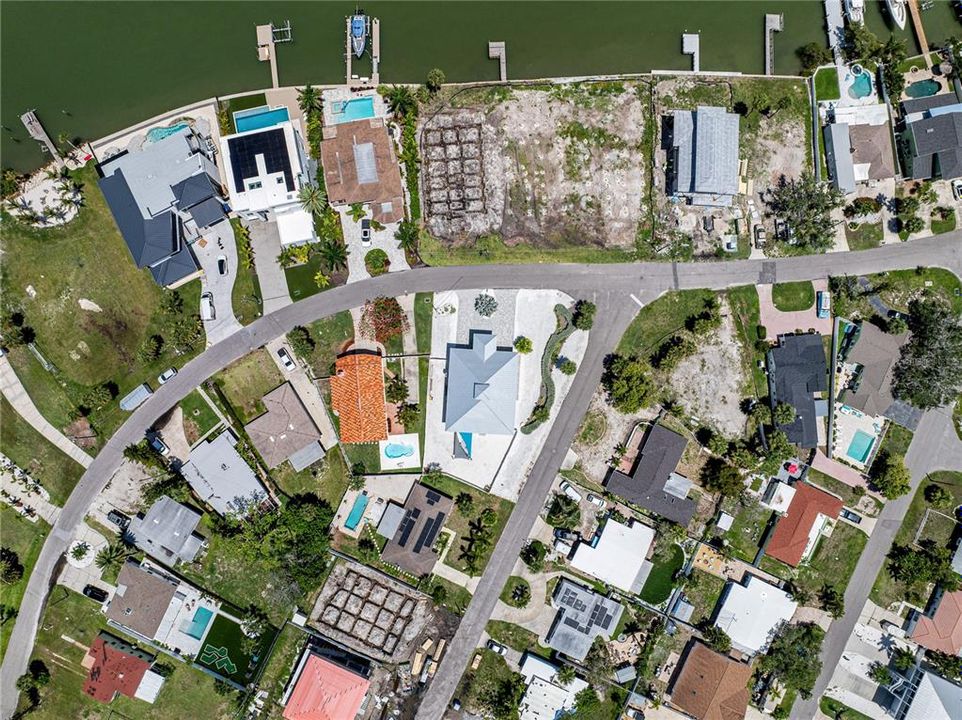 En Venta: $1,350,000 (3 camas, 2 baños, 2070 Pies cuadrados)