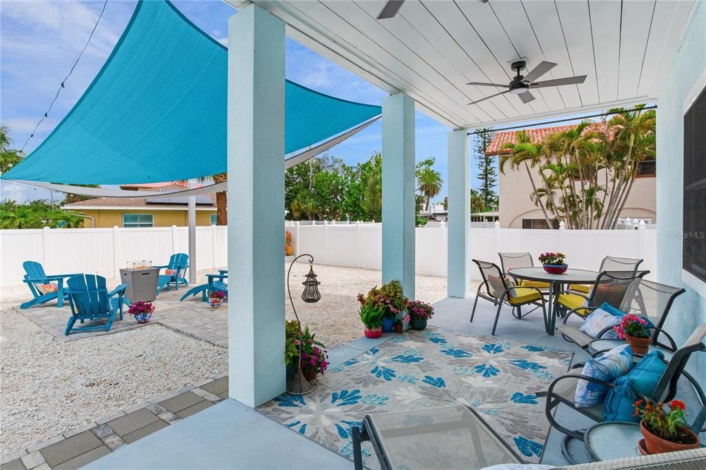 En Venta: $1,350,000 (3 camas, 2 baños, 2070 Pies cuadrados)