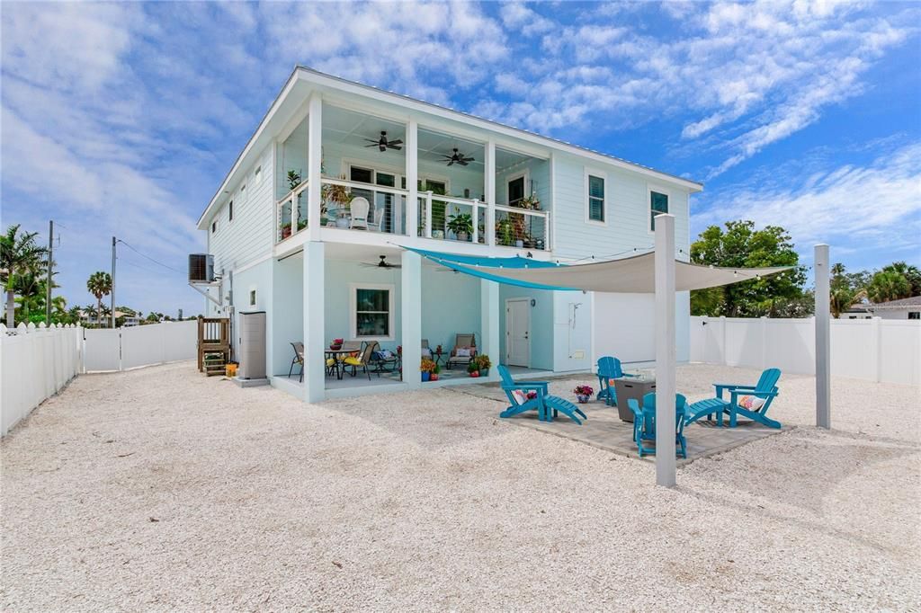 En Venta: $1,350,000 (3 camas, 2 baños, 2070 Pies cuadrados)