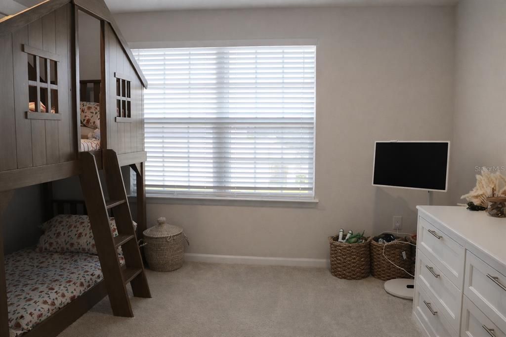 For Rent: $3,600 (5 beds, 2 baths, 3021 Square Feet)