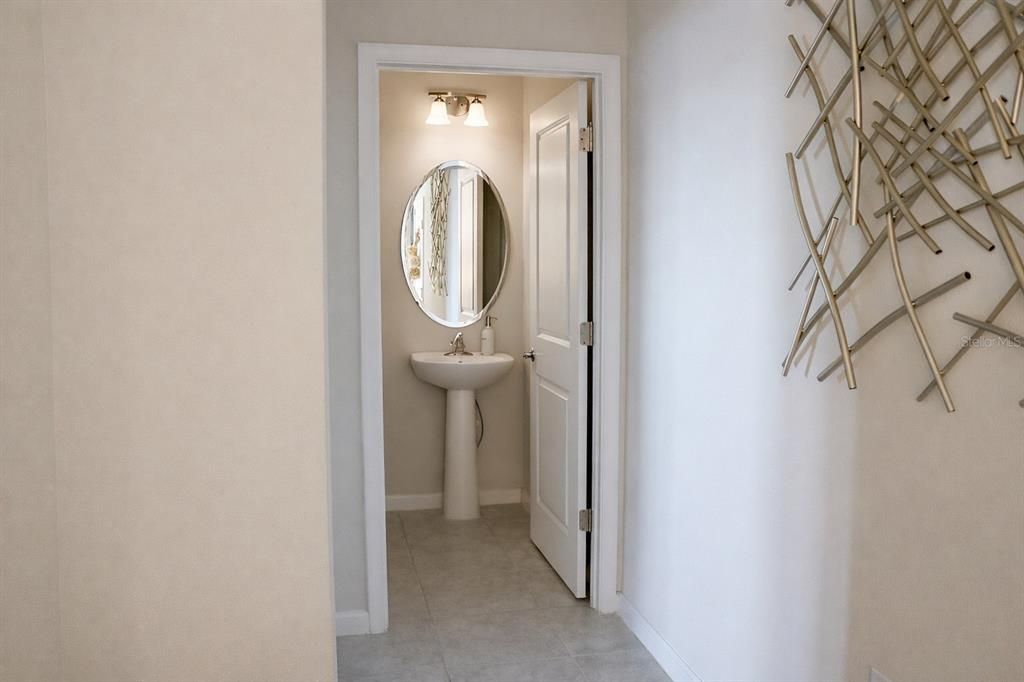 For Rent: $3,600 (5 beds, 2 baths, 3021 Square Feet)