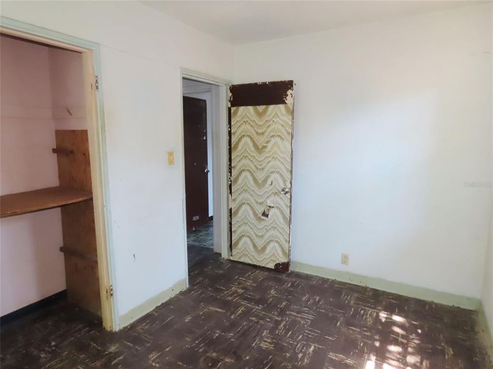 For Sale: $315,000 (3 beds, 1 baths, 1048 Square Feet)