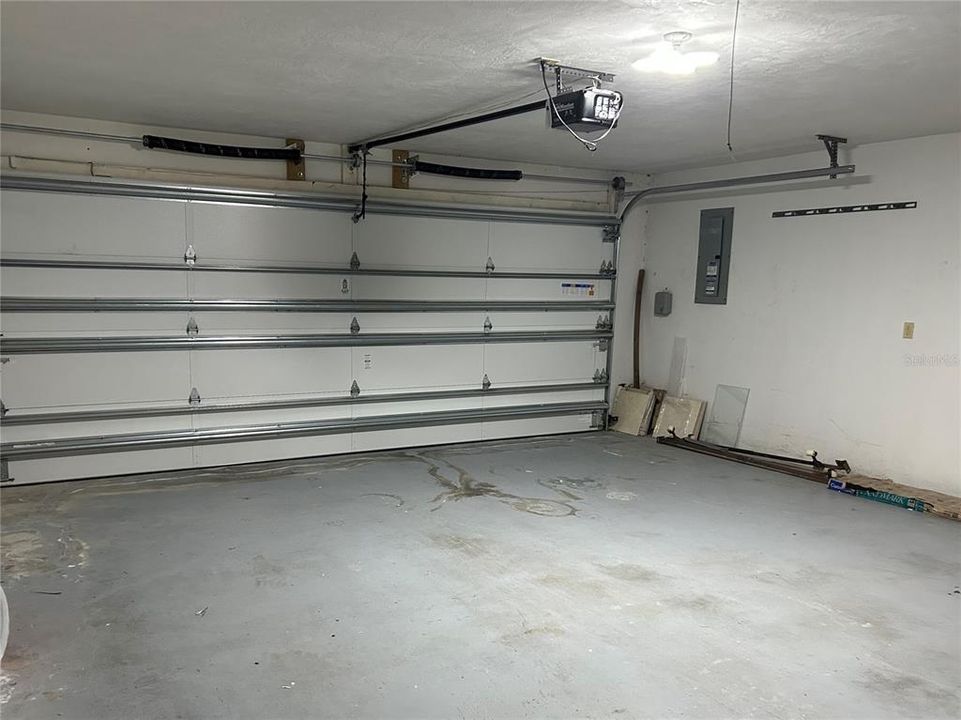 For Sale: $525,000 (4 beds, 2 baths, 2243 Square Feet)