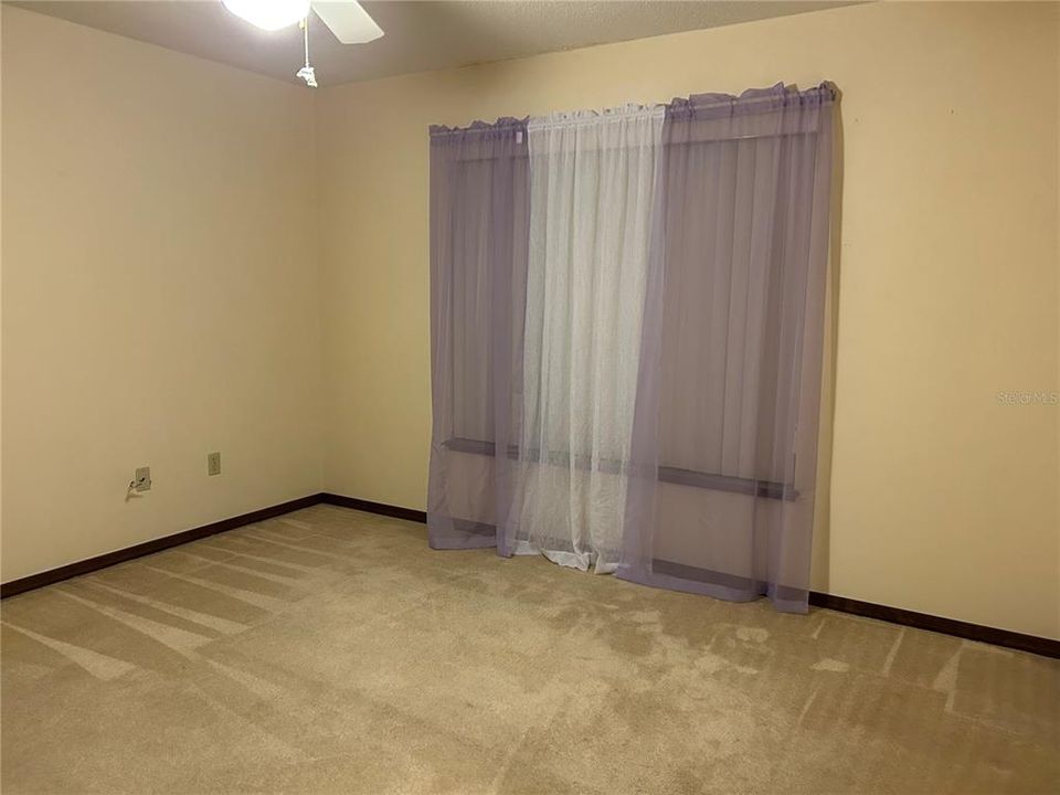 For Sale: $525,000 (4 beds, 2 baths, 2243 Square Feet)