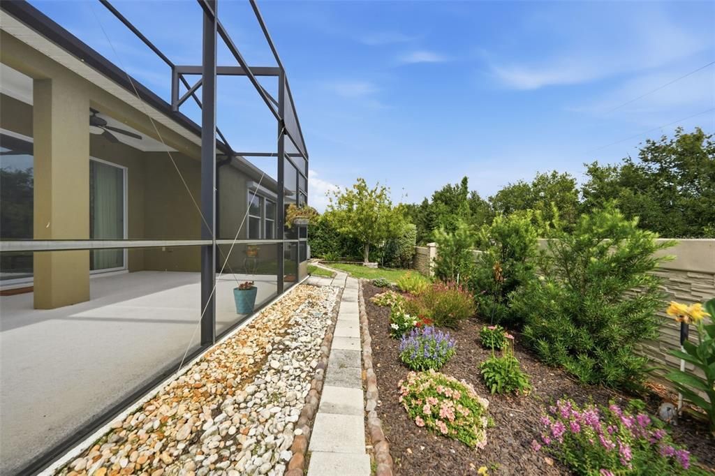 For Sale: $549,000 (4 beds, 3 baths, 2205 Square Feet)
