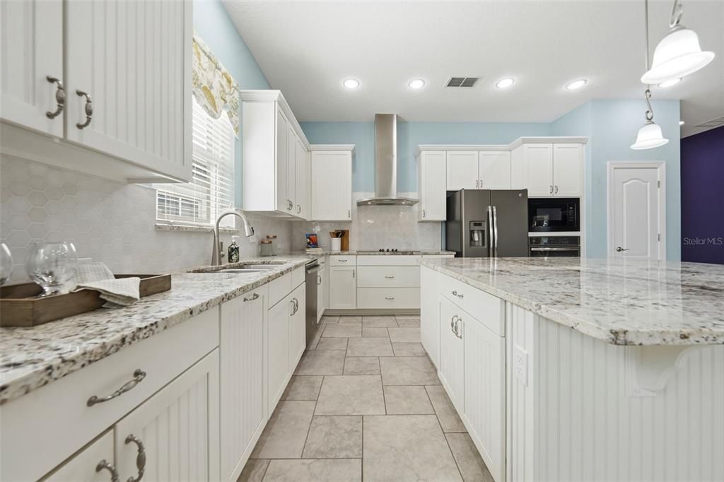 For Sale: $549,000 (4 beds, 3 baths, 2205 Square Feet)