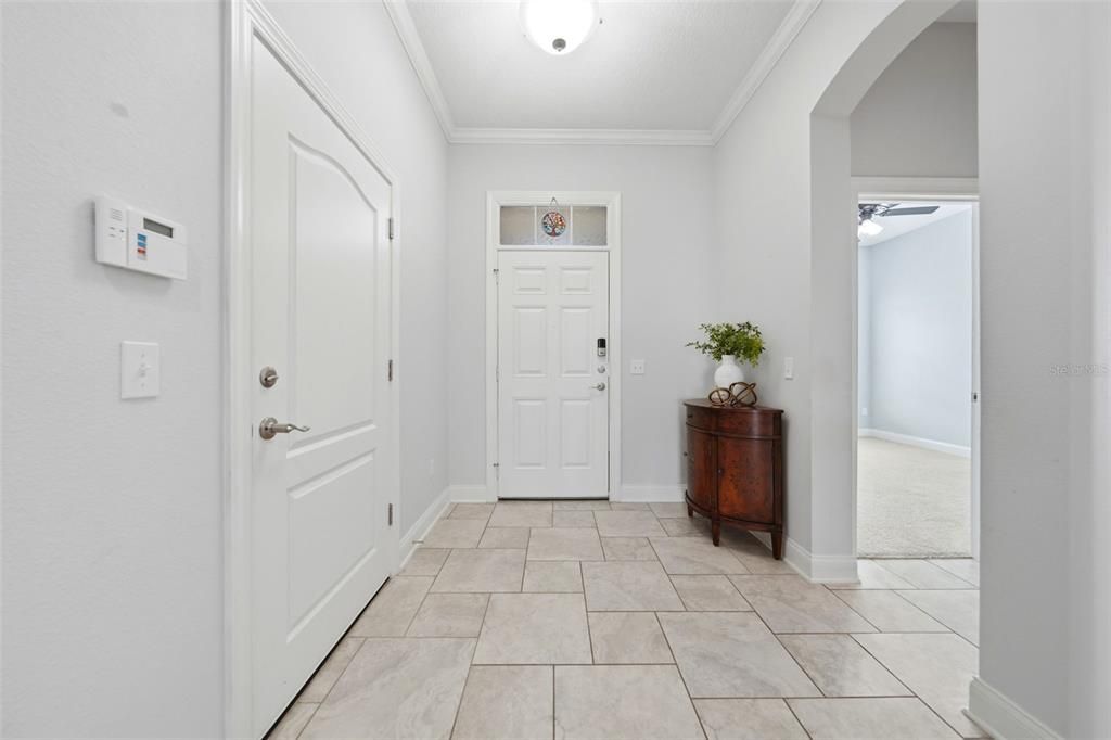 For Sale: $549,000 (4 beds, 3 baths, 2205 Square Feet)