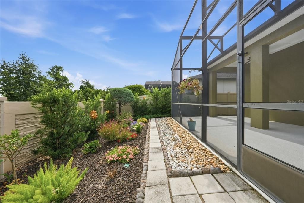 For Sale: $549,000 (4 beds, 3 baths, 2205 Square Feet)