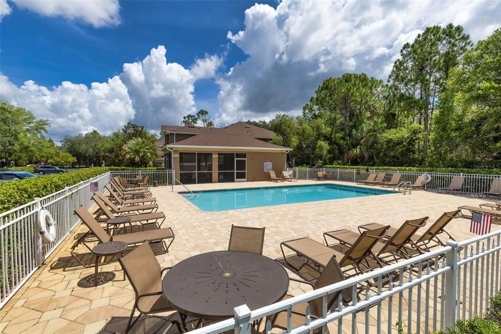 For Sale: $259,900 (2 beds, 2 baths, 1272 Square Feet)