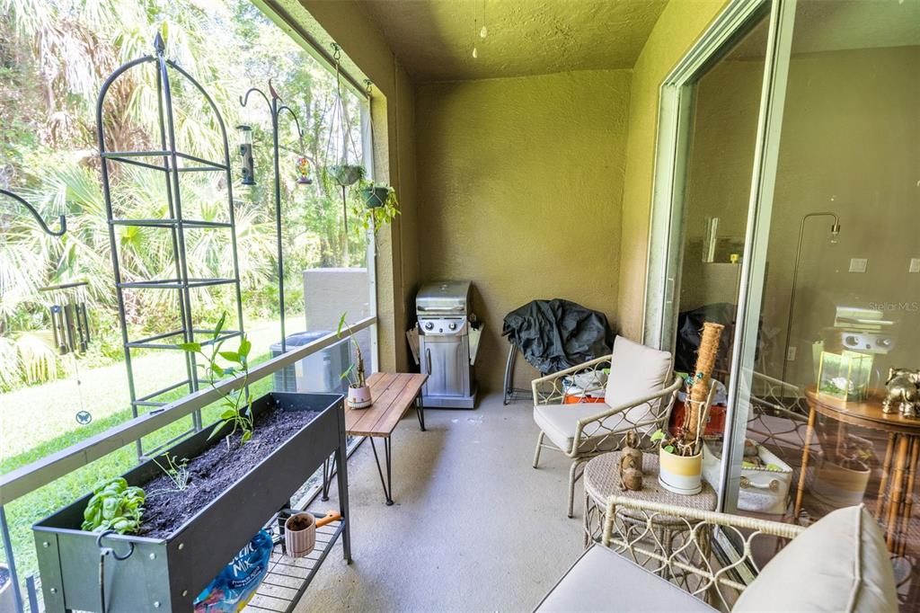 For Sale: $259,900 (2 beds, 2 baths, 1272 Square Feet)