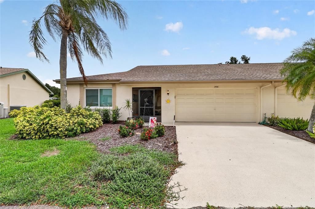 For Sale: $189,000 (2 beds, 2 baths, 1403 Square Feet)