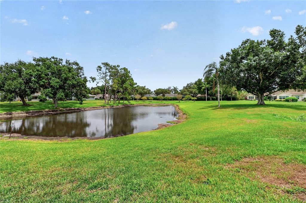 For Sale: $189,000 (2 beds, 2 baths, 1403 Square Feet)
