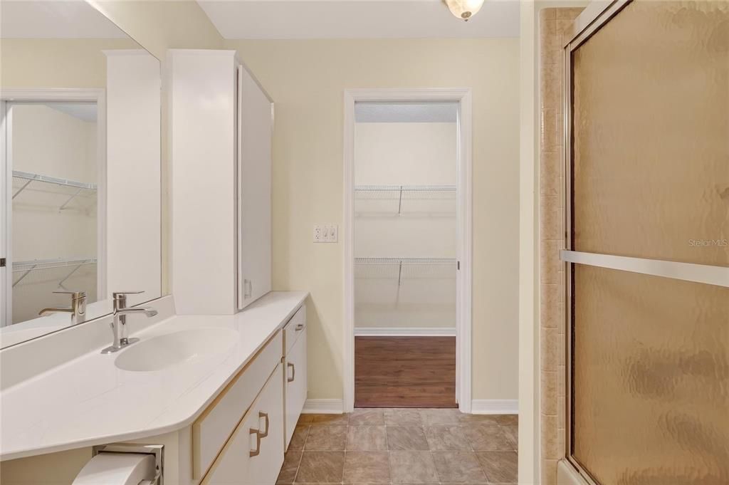 For Sale: $189,000 (2 beds, 2 baths, 1403 Square Feet)