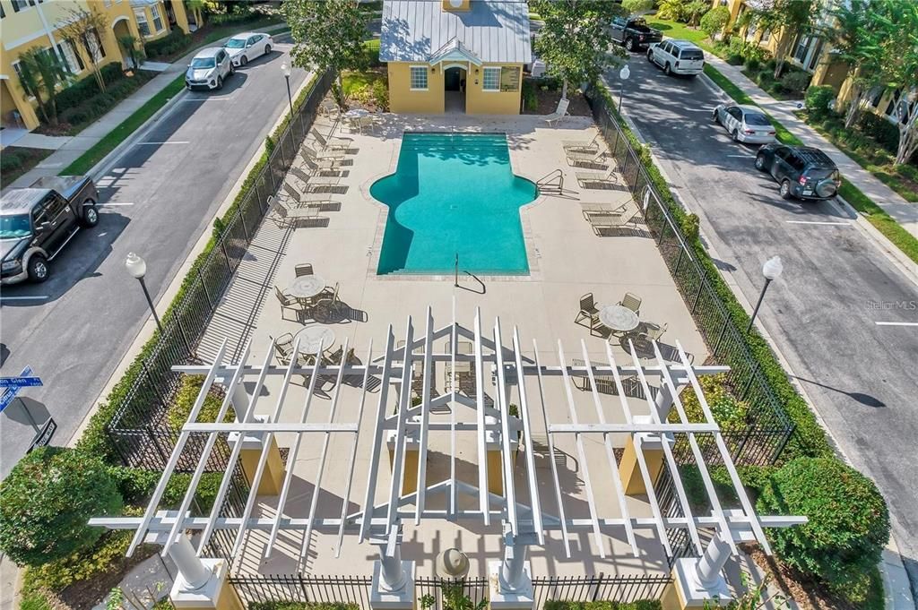 En Venta: $309,500 (2 camas, 2 baños, 1598 Pies cuadrados)