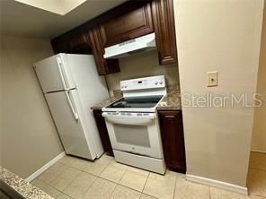 For Sale: $158,900 (1 beds, 1 baths, 744 Square Feet)