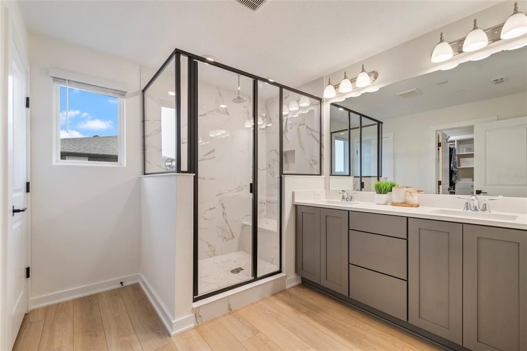 For Sale: $589,900 (3 beds, 3 baths, 2167 Square Feet)