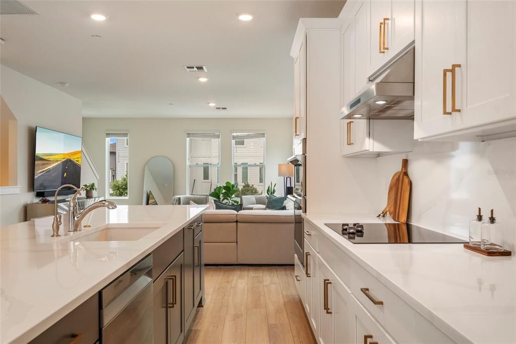 For Sale: $589,900 (3 beds, 3 baths, 2167 Square Feet)