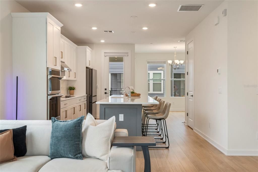 For Sale: $589,900 (3 beds, 3 baths, 2167 Square Feet)
