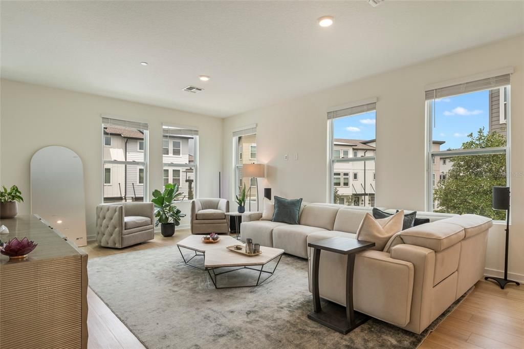 For Sale: $589,900 (3 beds, 3 baths, 2167 Square Feet)