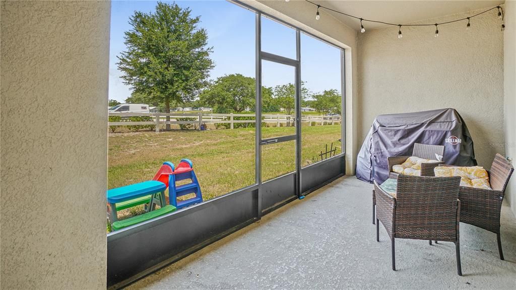 For Sale: $275,000 (3 beds, 2 baths, 1672 Square Feet)