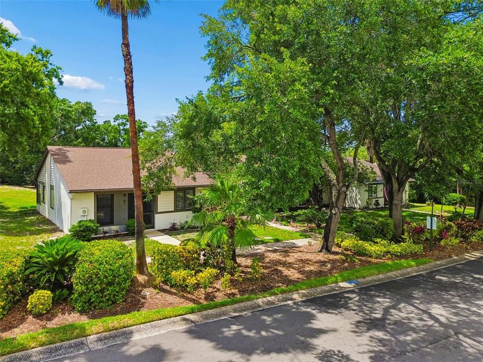 For Rent: $1,775 (2 beds, 2 baths, 1030 Square Feet)