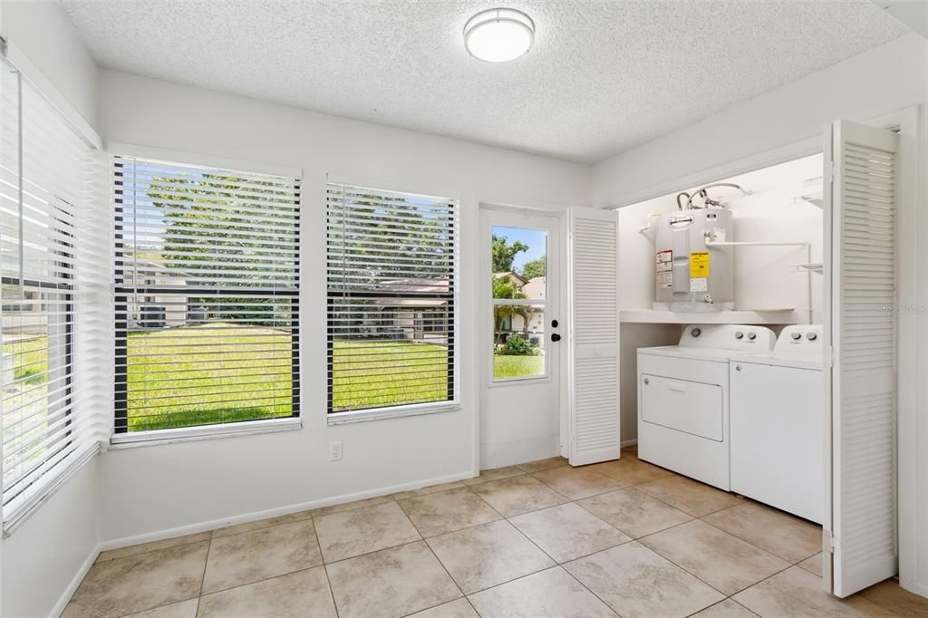 For Rent: $1,775 (2 beds, 2 baths, 1030 Square Feet)