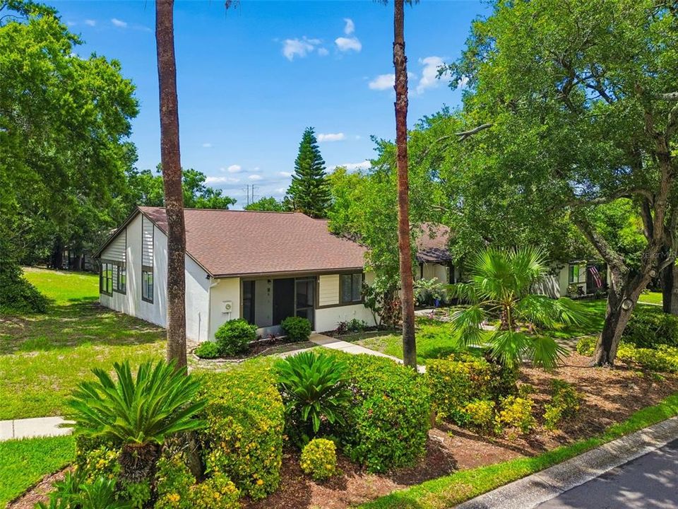 For Rent: $1,775 (2 beds, 2 baths, 1030 Square Feet)