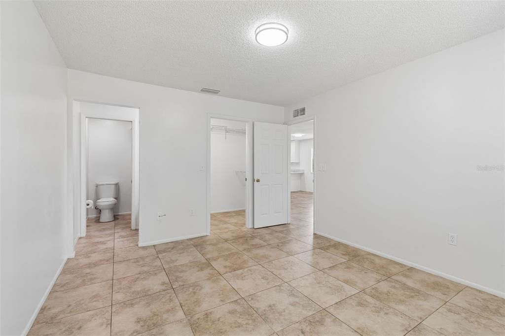 For Rent: $1,775 (2 beds, 2 baths, 1030 Square Feet)
