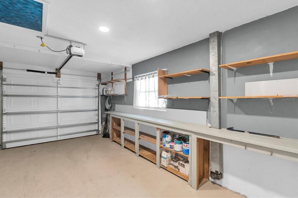 For Sale: $242,000 (2 beds, 1 baths, 1056 Square Feet)