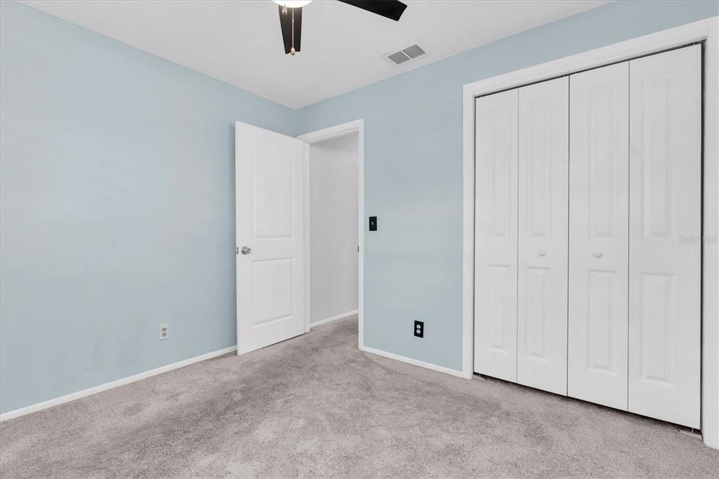 For Sale: $242,000 (2 beds, 1 baths, 1056 Square Feet)