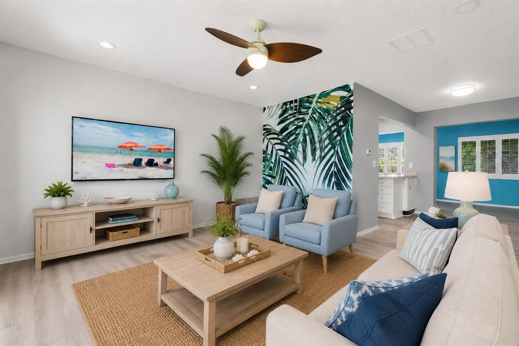 For Sale: $242,000 (2 beds, 1 baths, 1056 Square Feet)