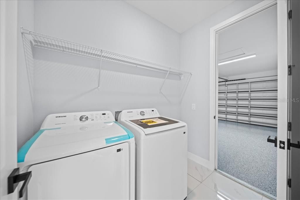 For Sale: $449,900 (3 beds, 2 baths, 1656 Square Feet)