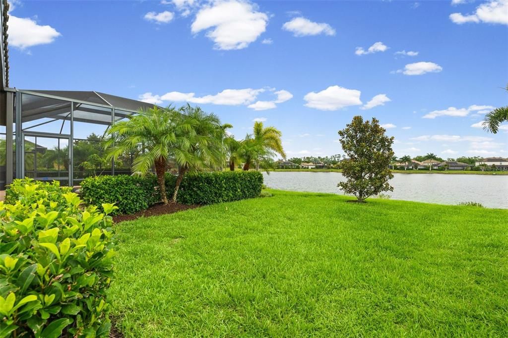 En Venta: $849,000 (3 camas, 3 baños, 2448 Pies cuadrados)