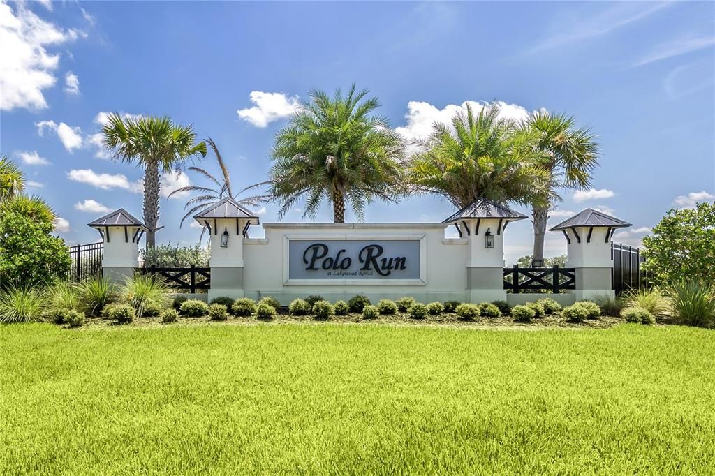 En Venta: $849,000 (3 camas, 3 baños, 2448 Pies cuadrados)