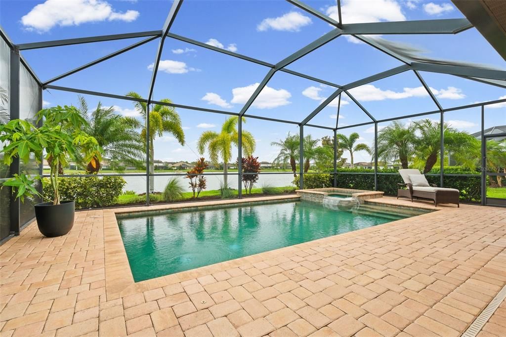 En Venta: $849,000 (3 camas, 3 baños, 2448 Pies cuadrados)