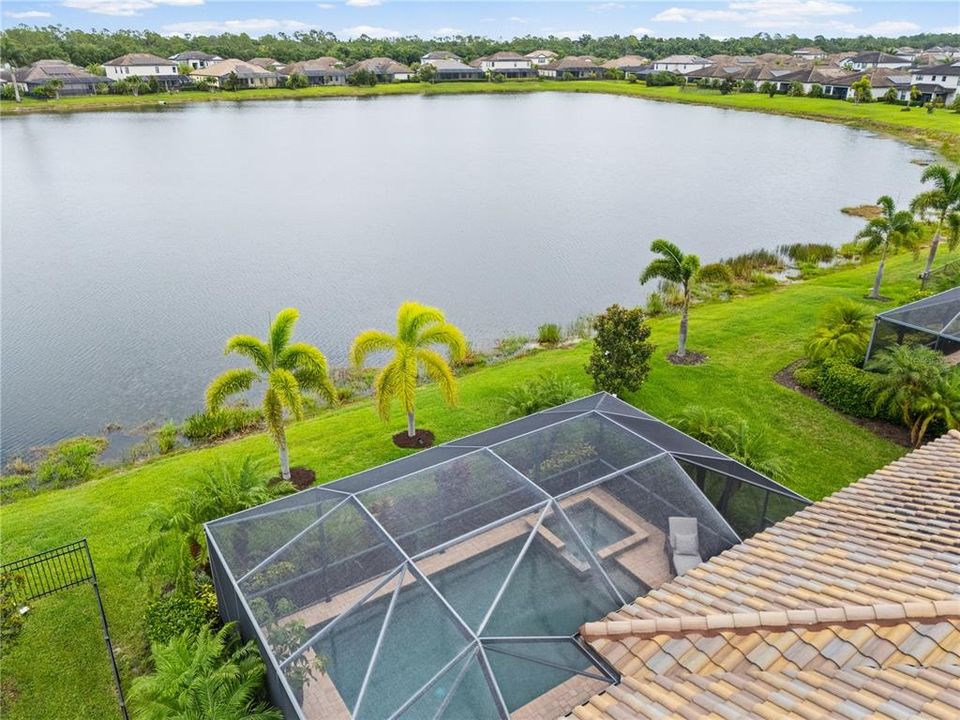 En Venta: $849,000 (3 camas, 3 baños, 2448 Pies cuadrados)