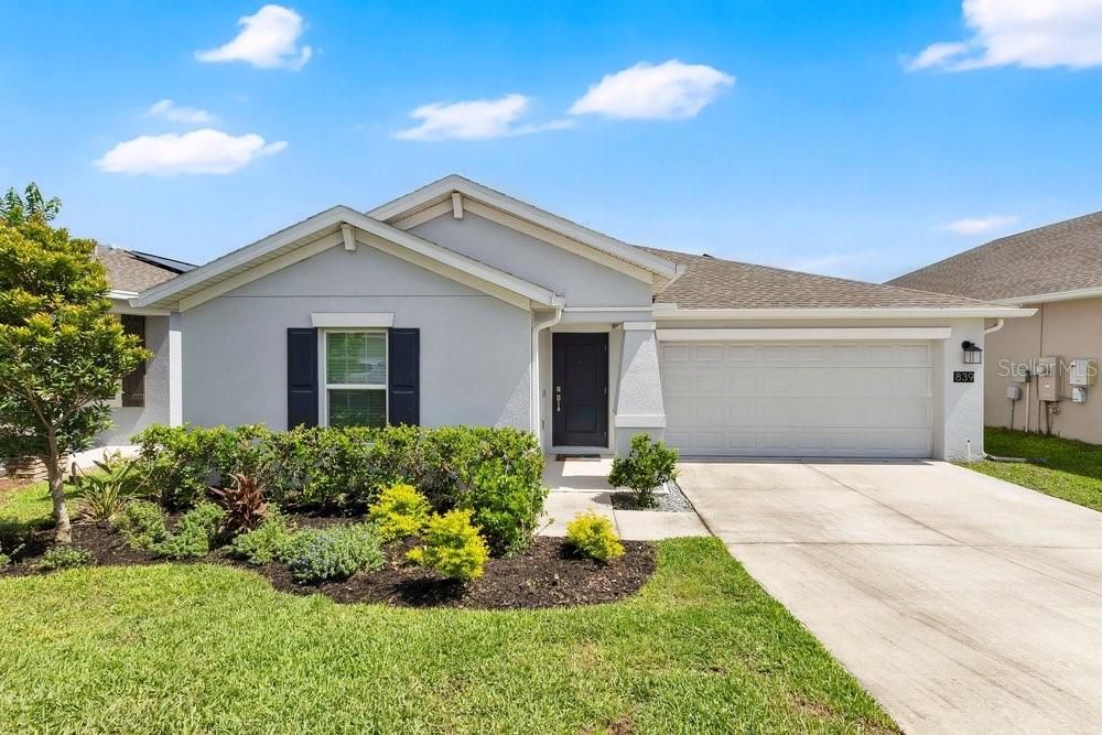 For Sale: $280,000 (3 beds, 2 baths, 1560 Square Feet)