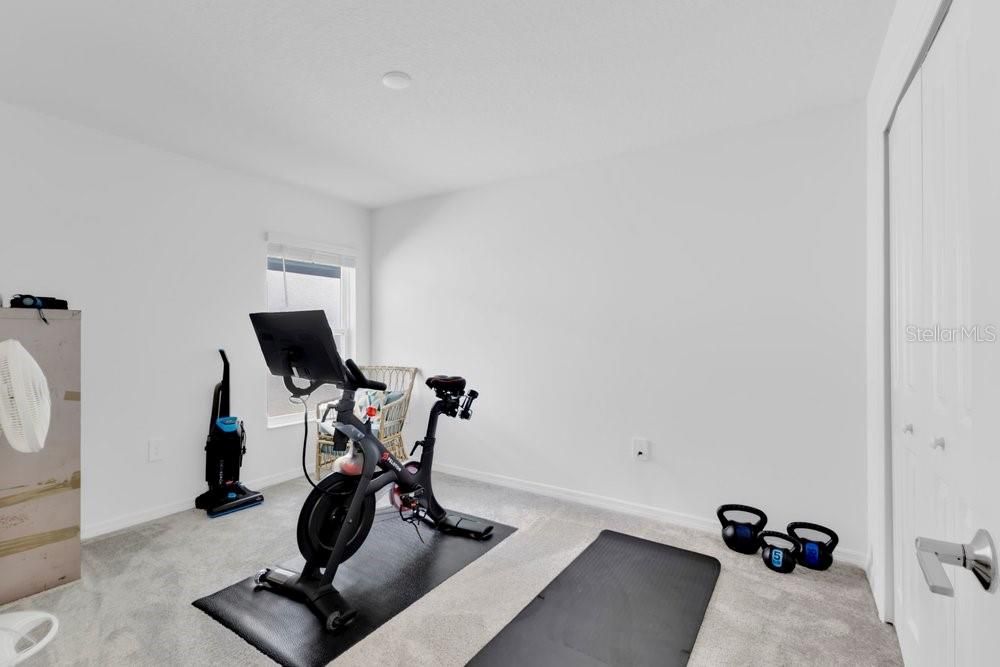 For Sale: $280,000 (3 beds, 2 baths, 1560 Square Feet)