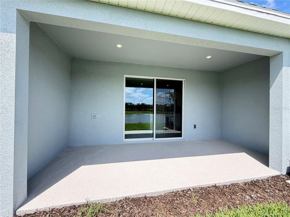For Rent: $2,300 (3 beds, 2 baths, 1674 Square Feet)