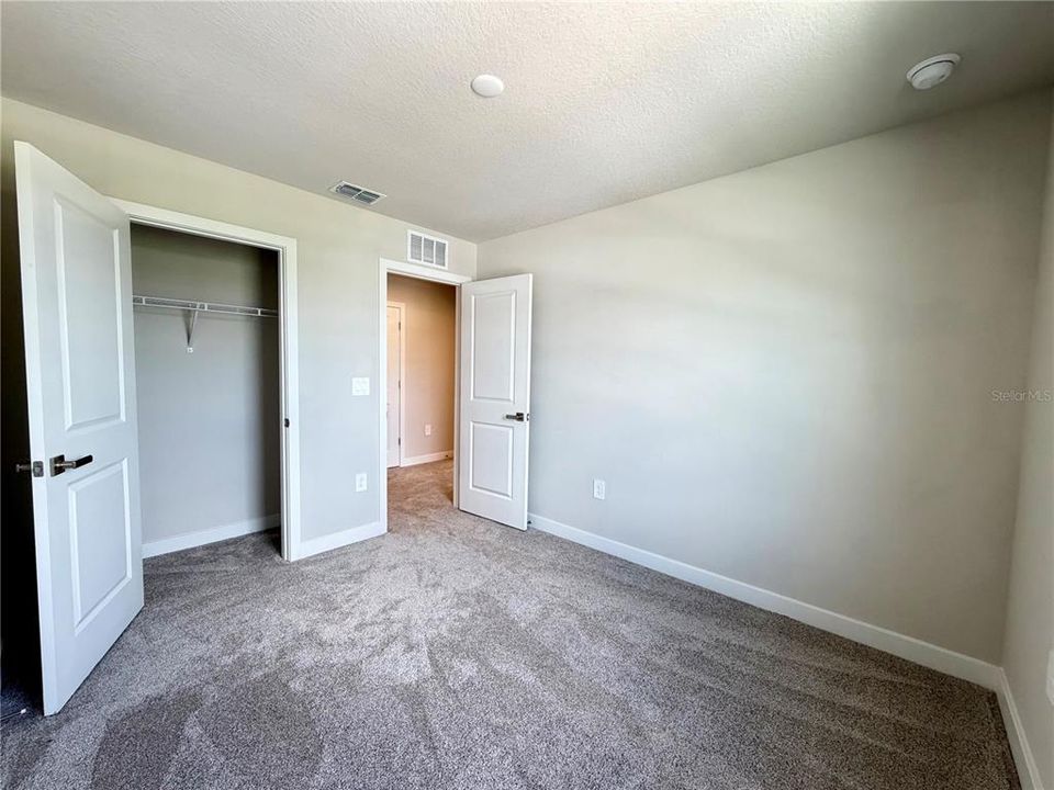 For Rent: $2,300 (3 beds, 2 baths, 1674 Square Feet)